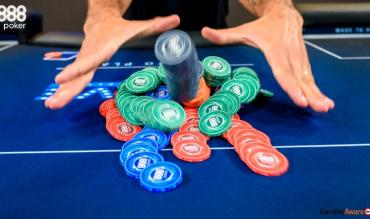 What is Chip Dumping in Poker? What is the Legality or Fraud Behind this Concept?