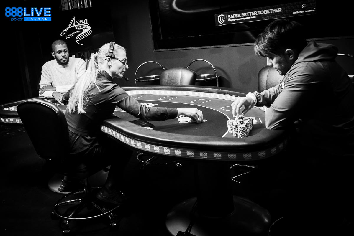 Leon Louis and Adrian Constantin go head to head in 888pokerLIVELon Main Event