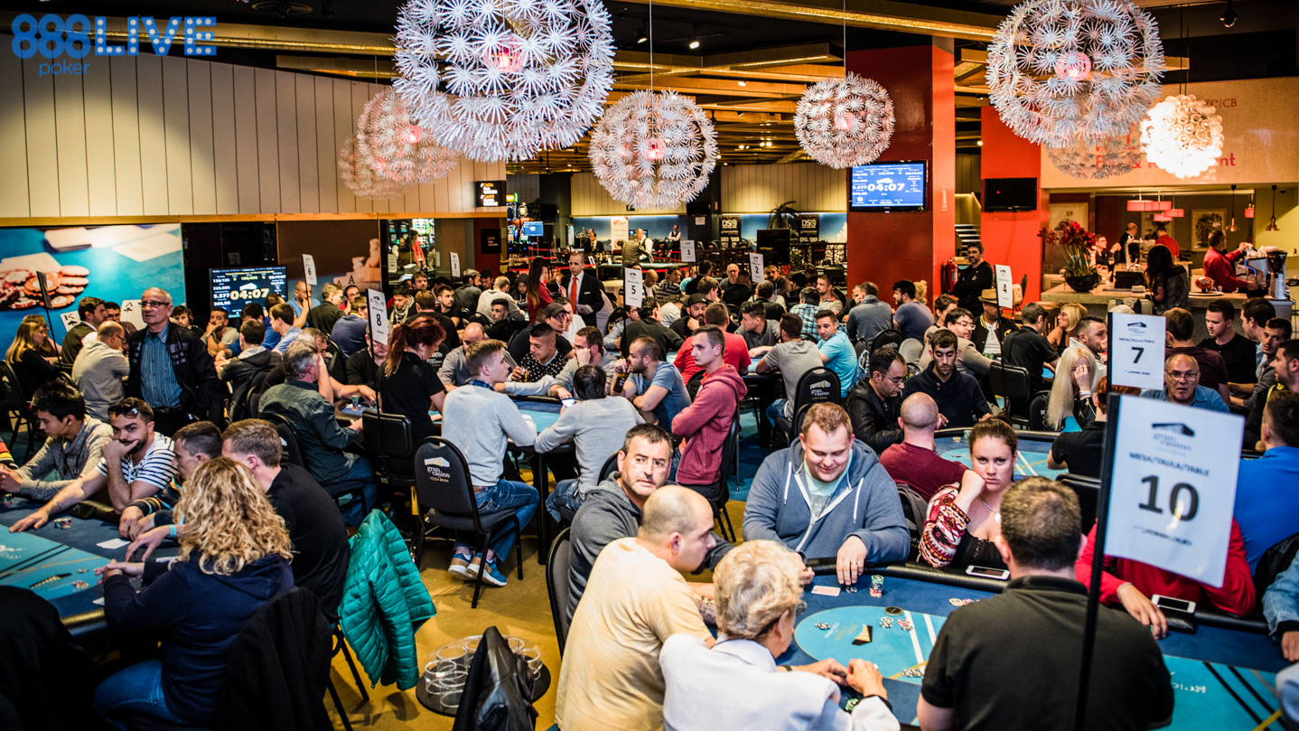888live costa brava main event day 1