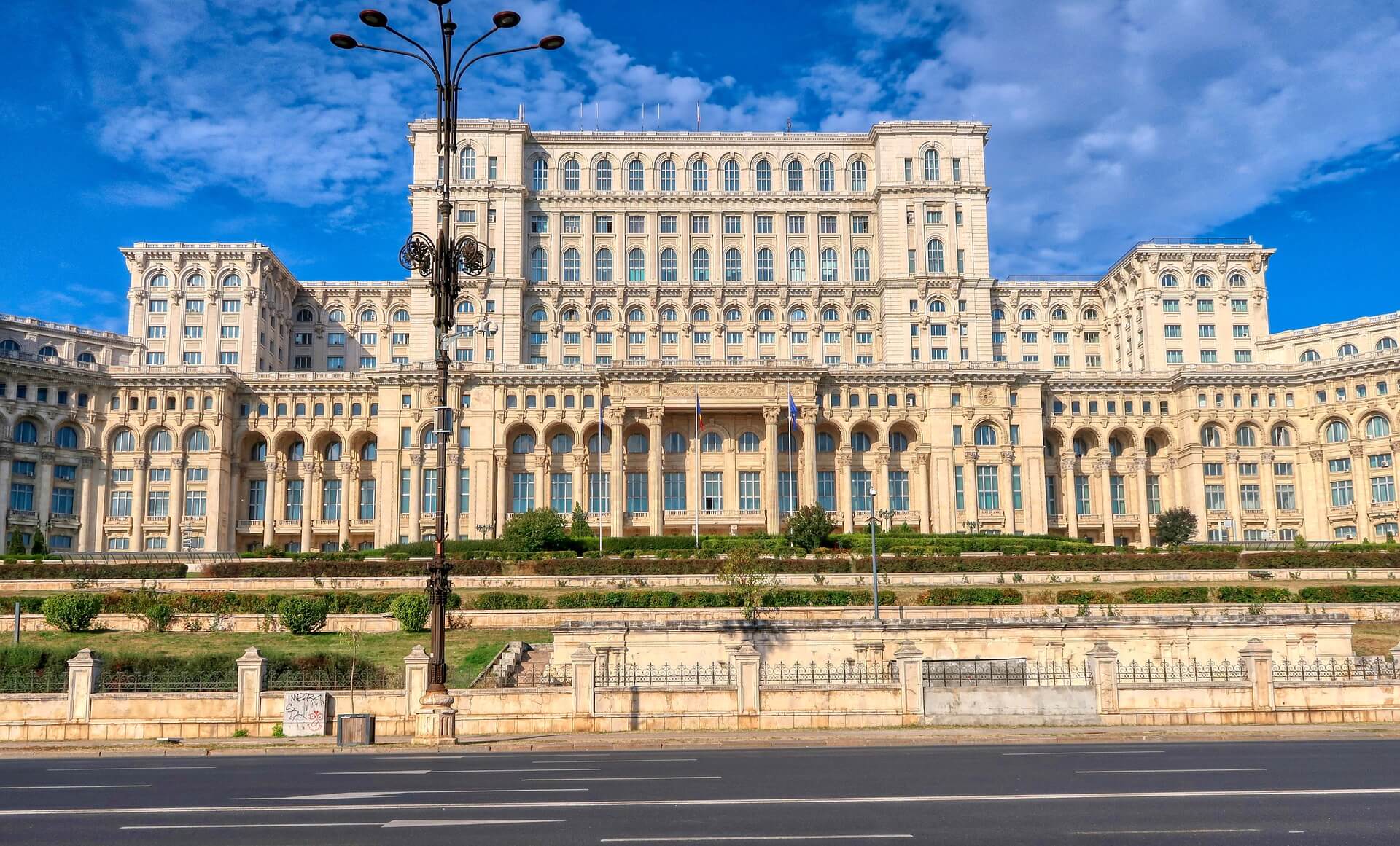 888poker LIVE Bucharest - Palace of Parliament
