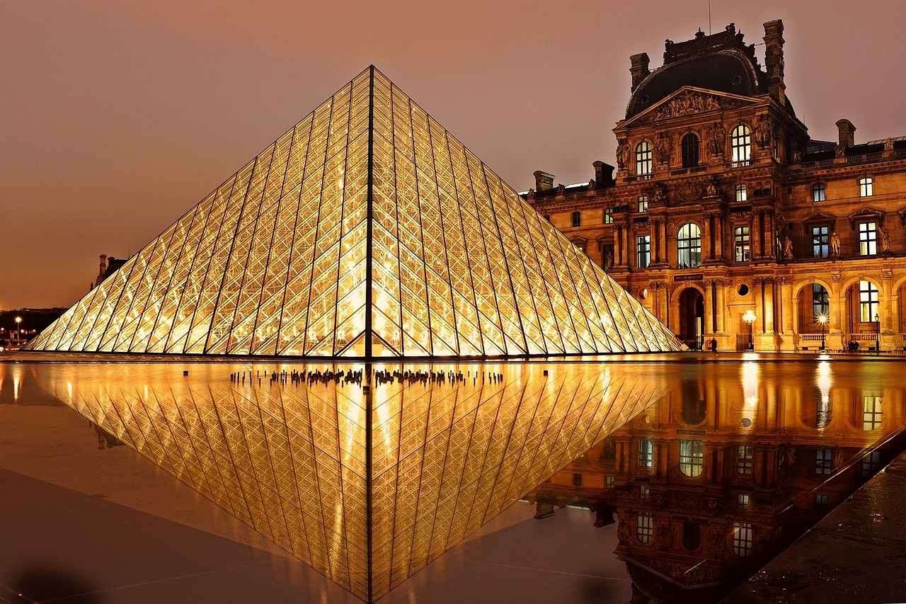 Best Poker Destinations Around the World - Louvre, France