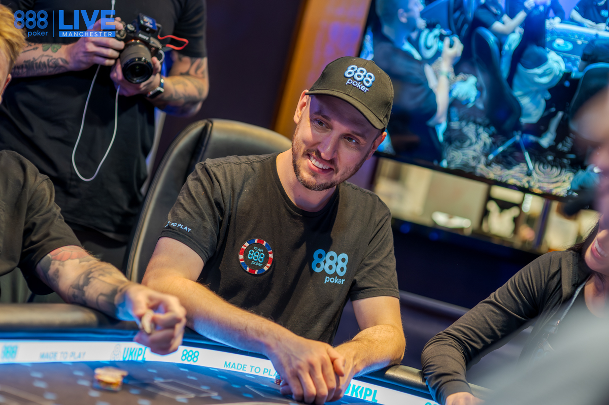 How to Use Checking as Part of Your Poker Strategy