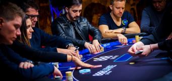 Get the Lowdown on Poker Hand Strength!