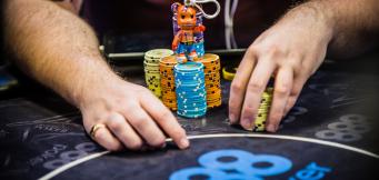 16 Essential Poker Betting Tips to Improve Your Game in Leaps and Bounds!