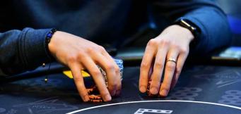 Top 5 Tips to Learn How to Play 5-Card Stud Poker Games!