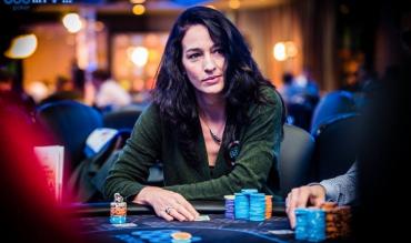 kara scott playing live poker