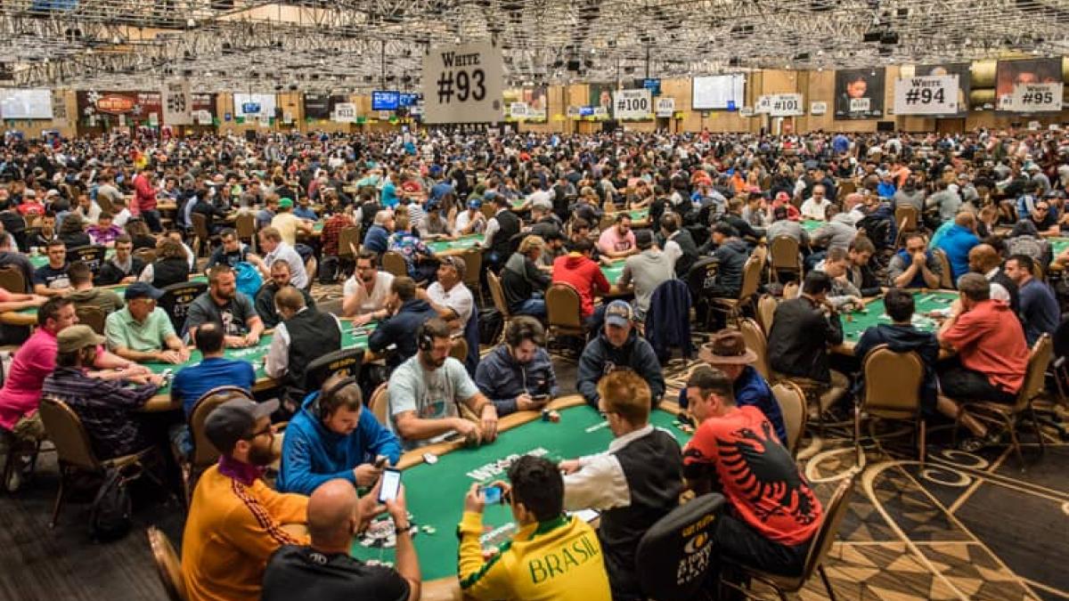 Poker Tournament Strategy Early Stages