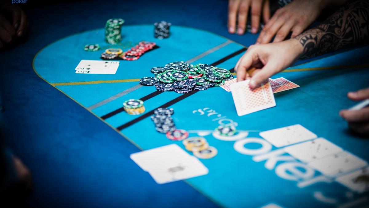 Split Pot Poker Rules: Breaking the Tie